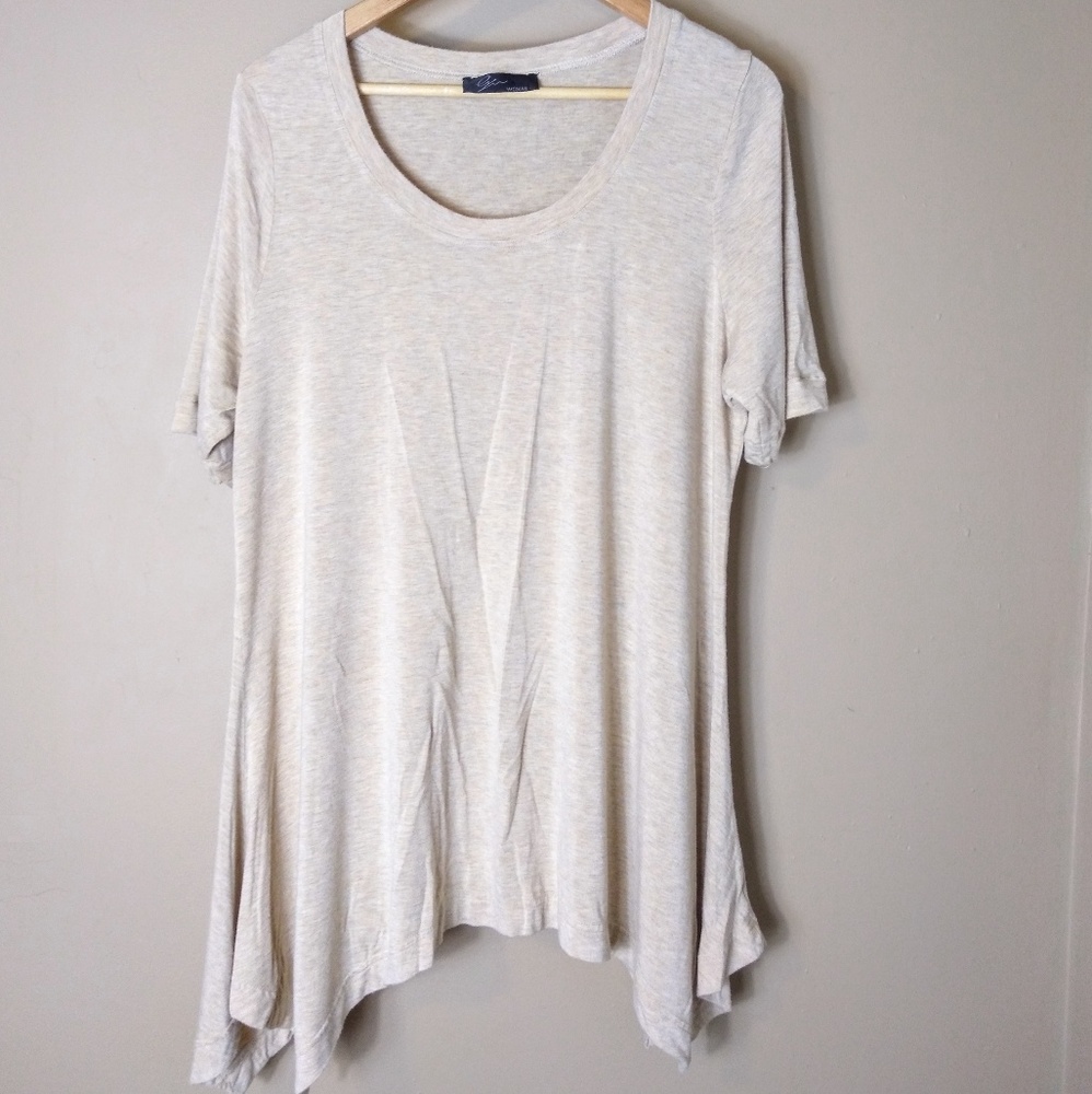CYRUS sz L cream top hi lo hem oversized